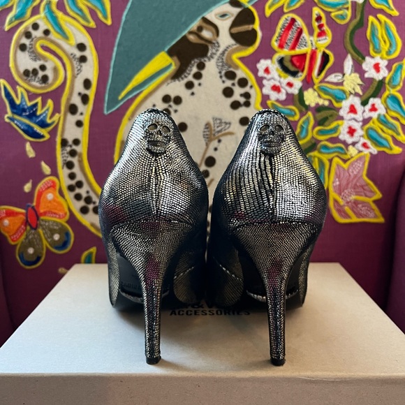 Zadig & Voltaire Gold Shoes Size 39 Women’s 9 - Picture 4 of 13